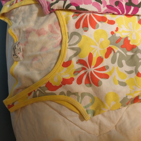 2 Jessica Sport tank tops in small - Picture 2 of 3